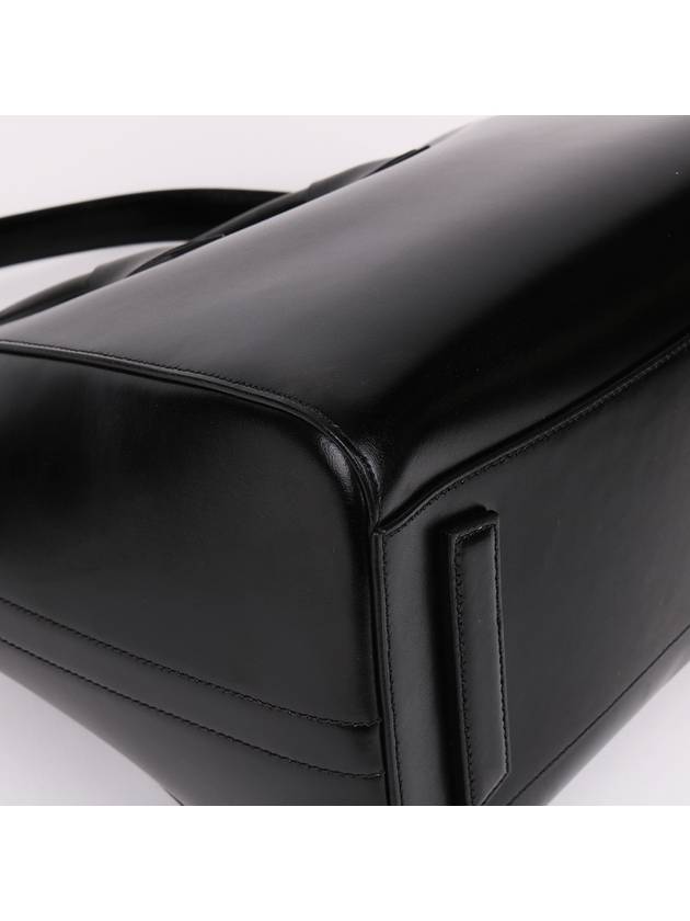 Antigona medium black glossy shoulder bag - GIVENCHY - BALAAN 8