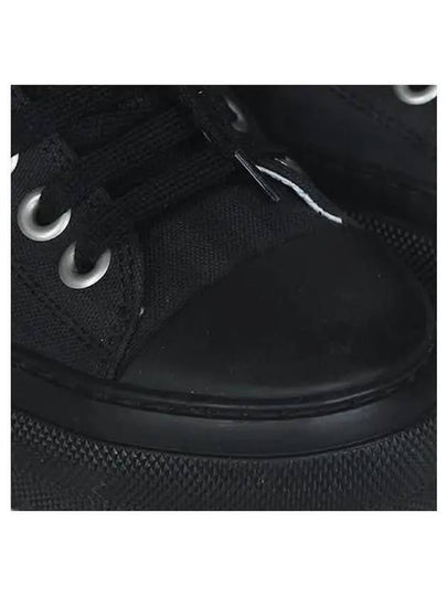 80579991 Fabric black check low top sneakers 260 No 265 - BURBERRY - BALAAN 2