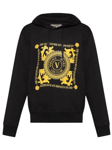 V Emblem Chain Hoodie Black - VERSACE - BALAAN 1