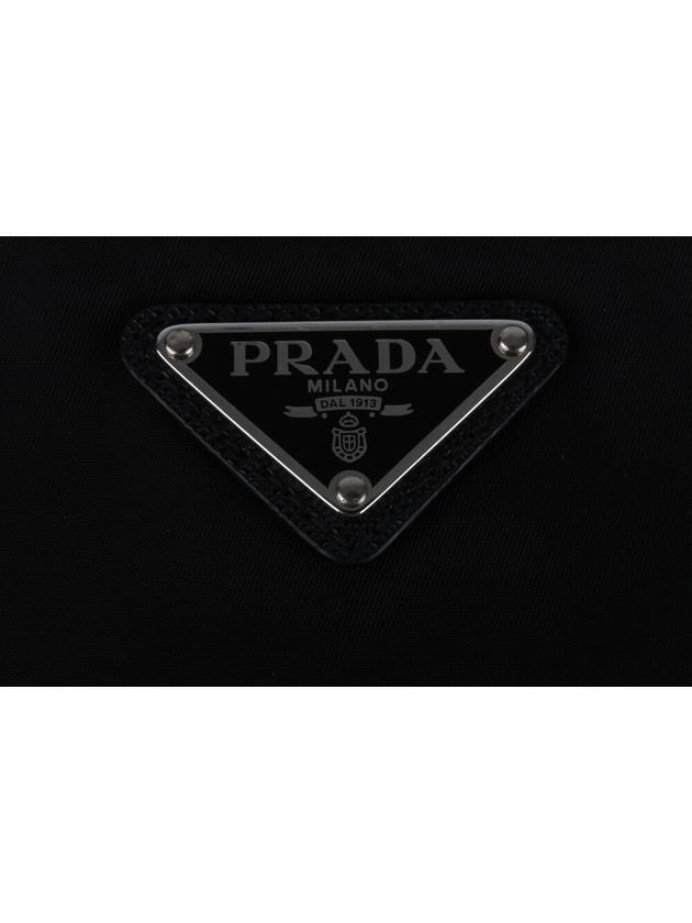 Triangular logo nylon clutch - PRADA - BALAAN 7