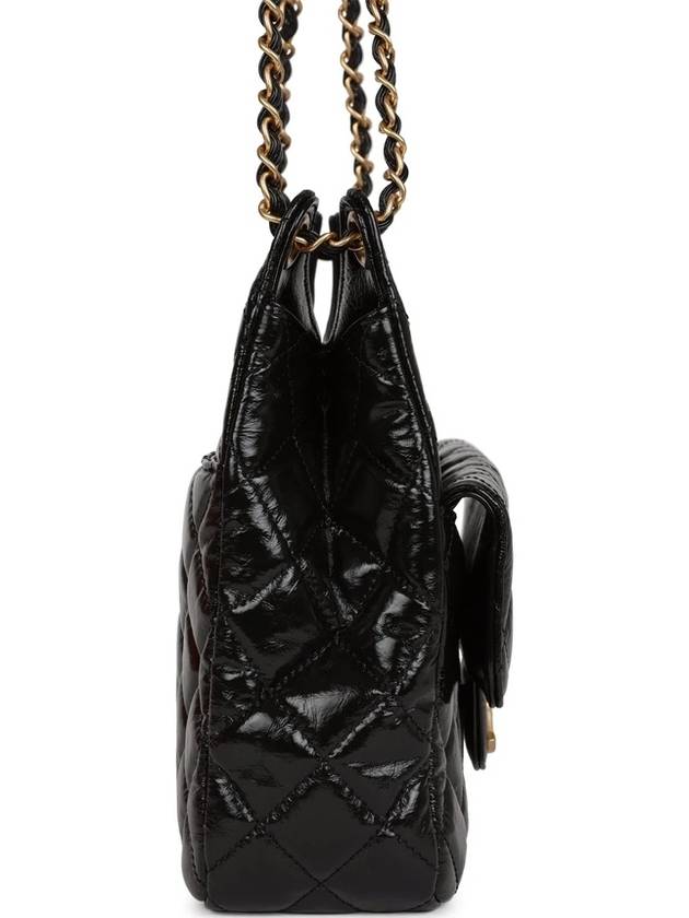 Hobo Handbag Shiny Crumpled Calfskin Gold Black - CHANEL - BALAAN 6