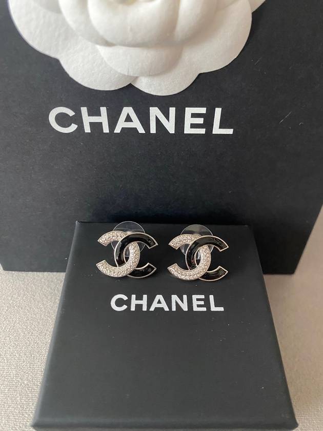 CC Logo EarringsHalf Black Silver EarringsABB931 - CHANEL - BALAAN 5