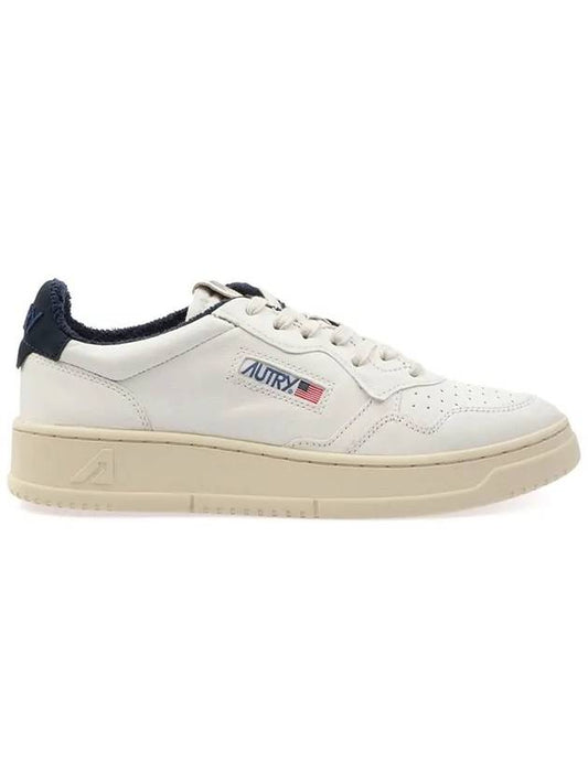 Medalist Navy Tab Low Top Sneakers White - AUTRY - BALAAN 2