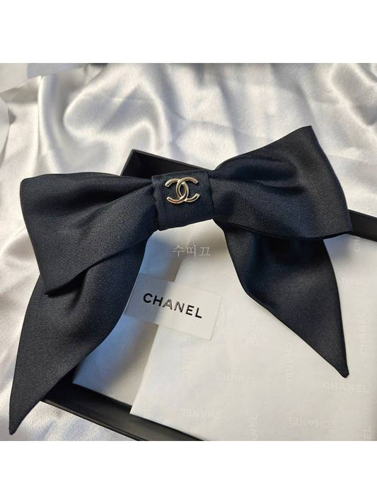 Ribbon Hairpin Barrette Bow Silk Twill Black Gold AA9854 B15898 NV653 - CHANEL - BALAAN 1