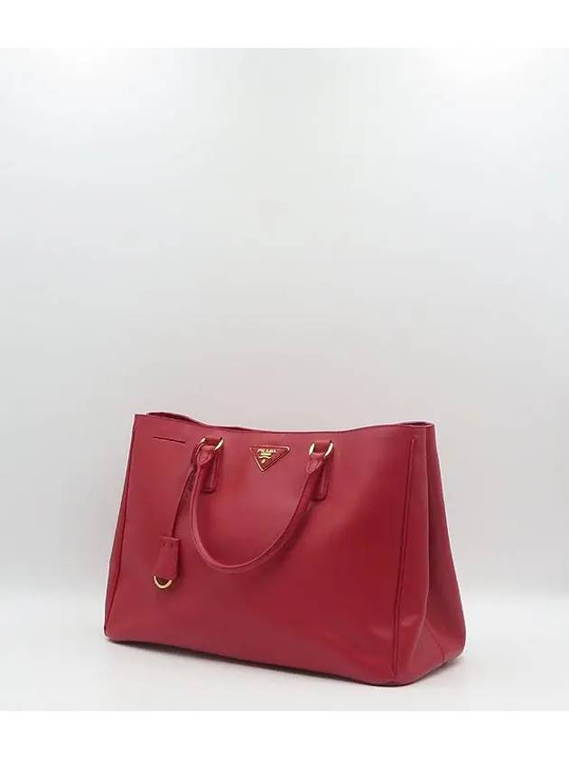 BN1844 SAFFIANO LUX red triangle gold logo tote bag - PRADA - BALAAN 3