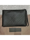 Intrecciato Strap Clutch Bag Black - BOTTEGA VENETA - BALAAN 4