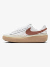 Blazer Phantom Low M White Summit Gum Yellow Dark Russet HF3119 100 - NIKE - BALAAN 2