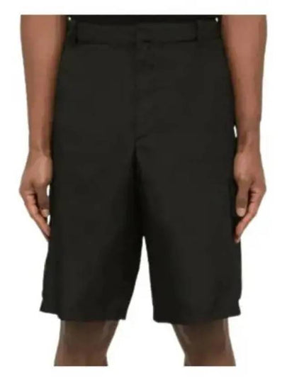 Triangular Logo Re-Nylon Bermuda Cargo Shorts Black - PRADA - BALAAN 2