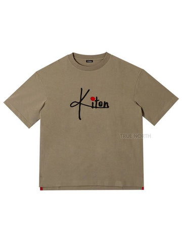 Men's UMK0302 06 Logo Embroidered Short Sleeve TShirt Khaki Beige - KITON - BALAAN 1