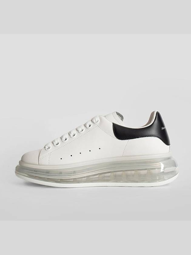 Oversized Clear Sole Low Top Sneakers Black White - ALEXANDER MCQUEEN - BALAAN 5