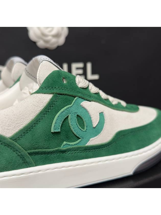 CC Logo Suede Kidskin Low Top Sneakers Green - CHANEL - BALAAN 7