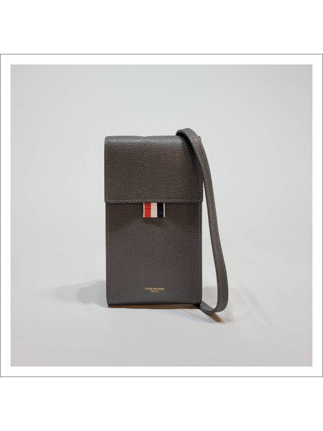 Three Stripes Strap Leather Phone Case Grey - THOM BROWNE - BALAAN 2