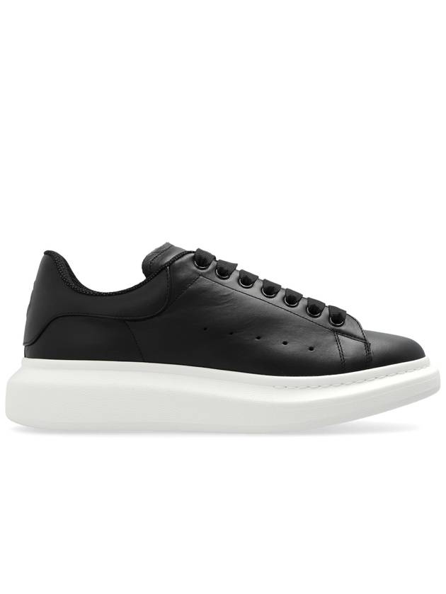 Oversized Lace-Up Low-Top Sneakers Black - ALEXANDER MCQUEEN - BALAAN 2