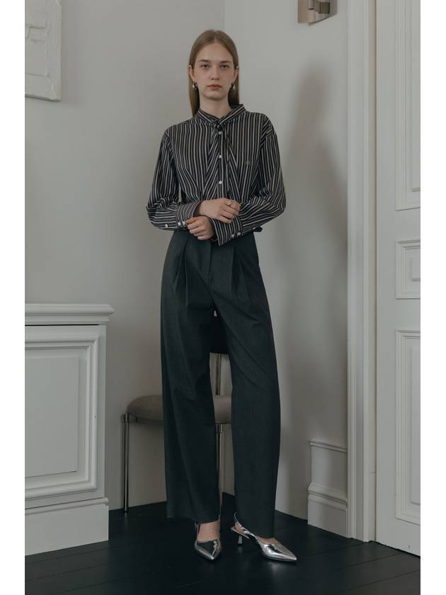 Double Tuck Wide Belt Slacks CHARCOAL - ILROZE - BALAAN 7