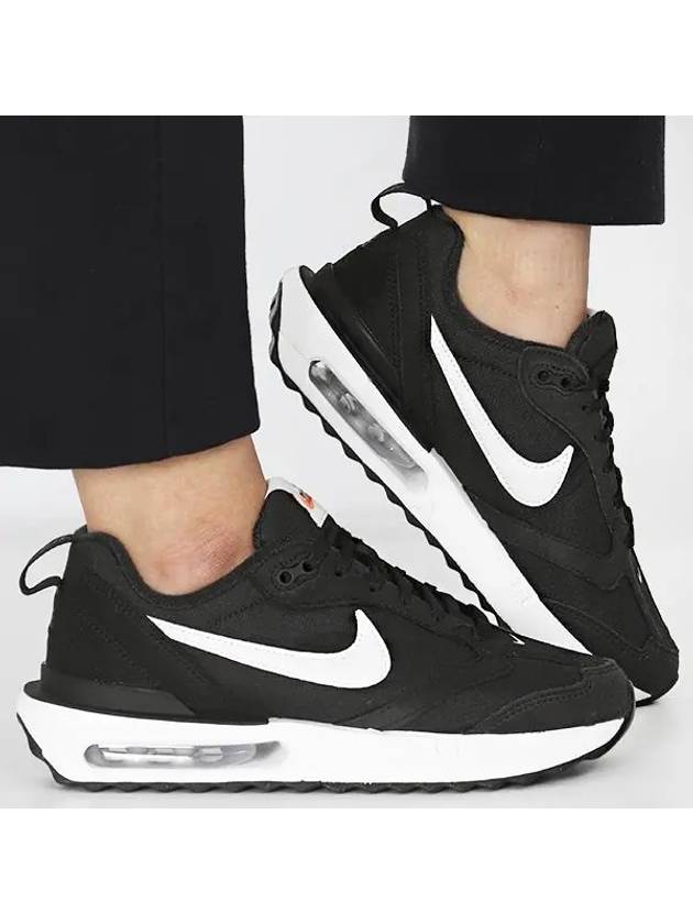 Women's Air Max Dawn Low Top Sneakers White Black - NIKE - BALAAN 2