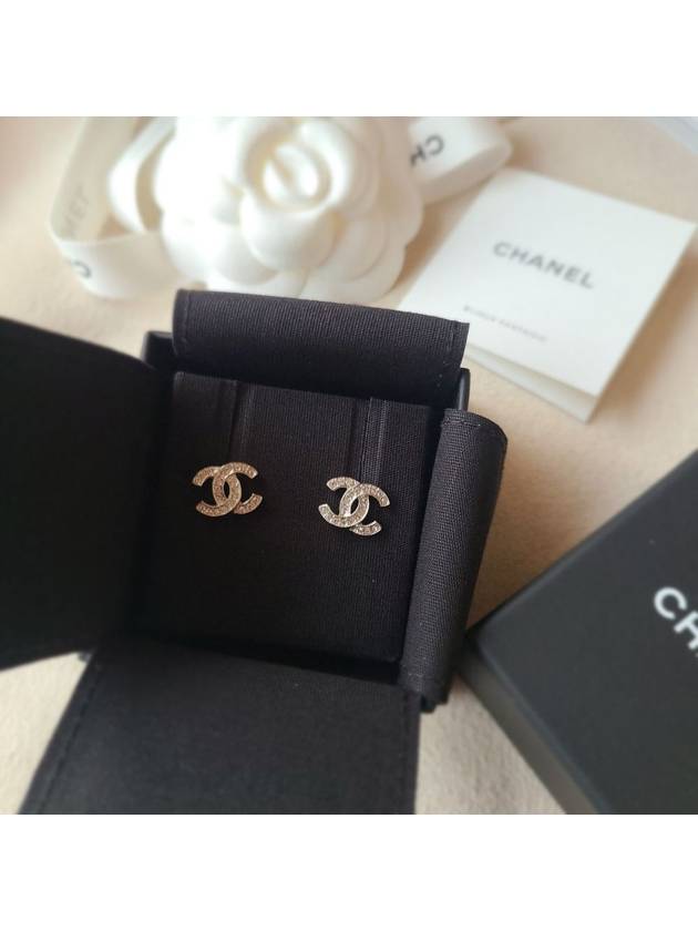 CC Logo Crystal Stud Earrings Silver - CHANEL - BALAAN 8