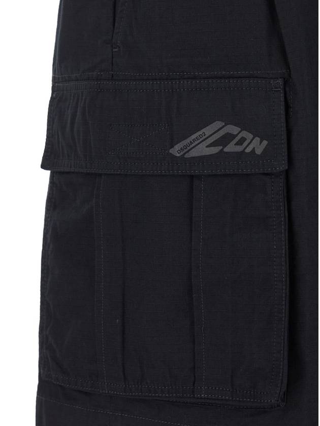 'Icon New Generation' Black Cargo Shorts In Cotton Man - DSQUARED2 - BALAAN 3