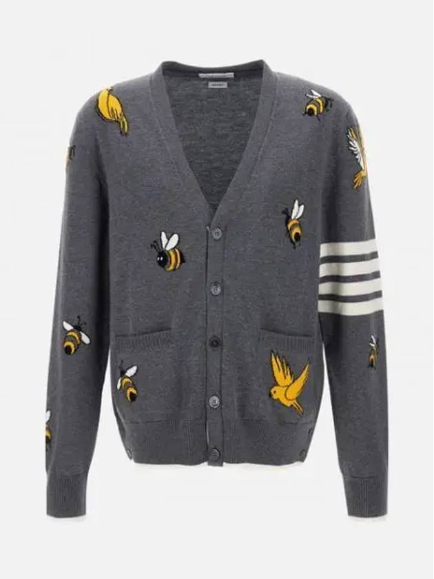 Men's Merino Bird Bee 4 Bar V-Neck Merino Cotton Cardigan Medium Grey - THOM BROWNE - BALAAN 2