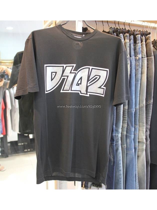 Men's DSQ Silver Logo Short Sleeve TShirt Black S74GD0055 - DSQUARED2 - BALAAN 7