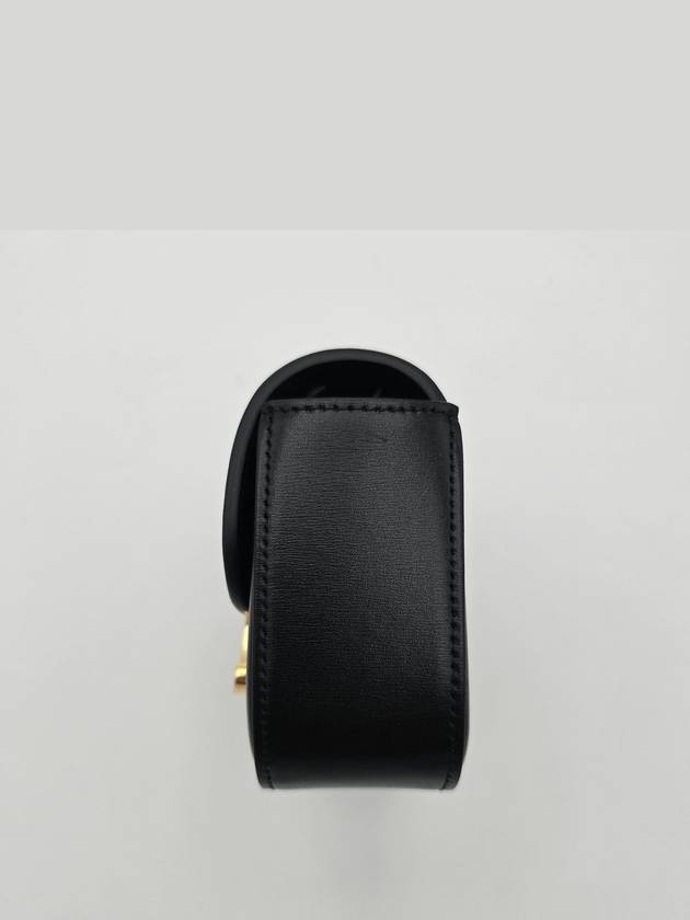 Triomphe Small Shiny Calfskin Cross Bag Black - CELINE - BALAAN 7