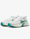 V2K Run Low Top Sneakers Dusty Cactus - NIKE - BALAAN 5