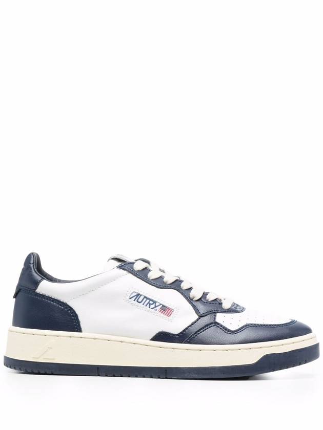 Medalist Navy Tab Low Top Sneakers White Navy - AUTRY - BALAAN 2