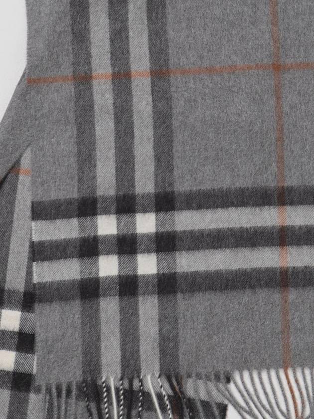 Giant Check Cashmere Scarf Grey - BURBERRY - BALAAN 5