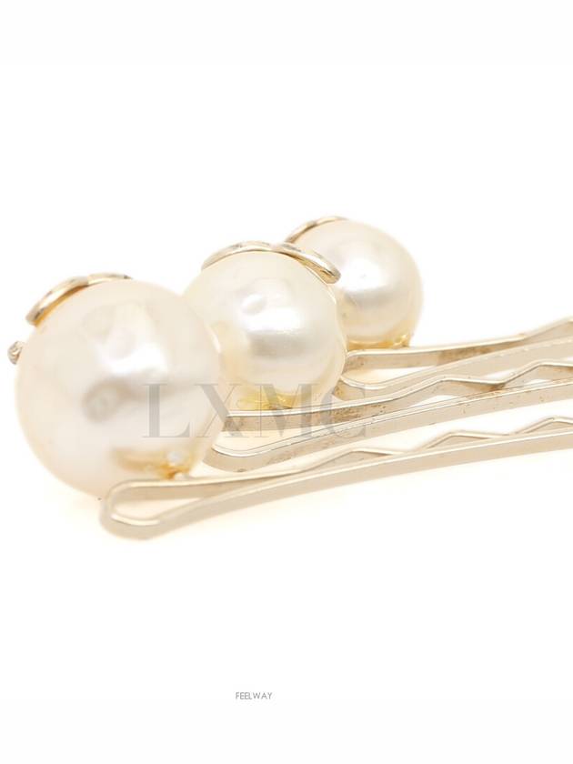 CC logo pearl hairpin triple set A61763 - CHANEL - BALAAN 7