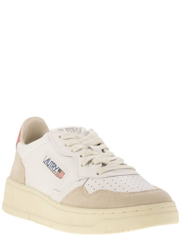 MEDALIST LOW - Leather and Suede Sneakers - AUTRY - BALAAN 2