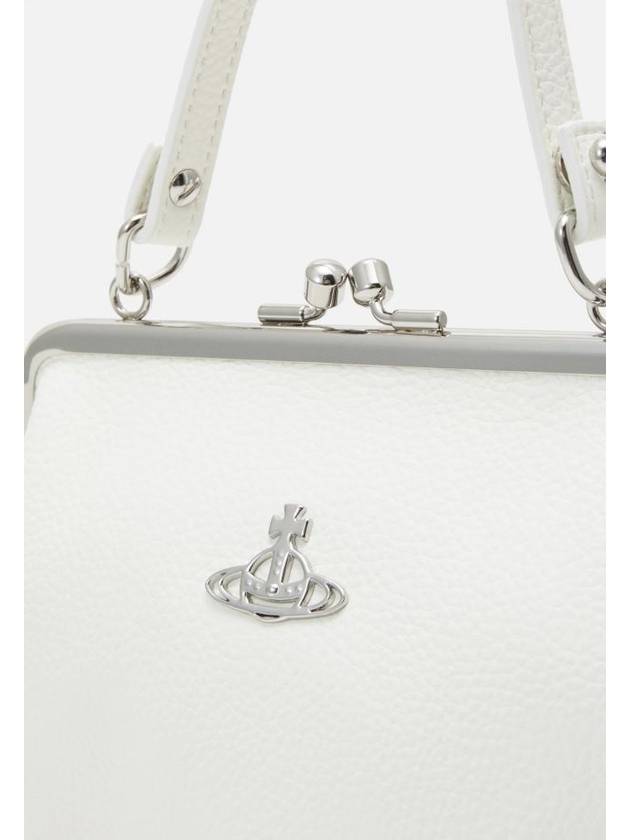 Granny Frame Pulse Cross Bag Shoulder Bag White - VIVIENNE WESTWOOD - BALAAN 6