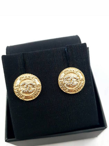 Crystal CC logo crest button gold earrings - CHANEL - BALAAN 1