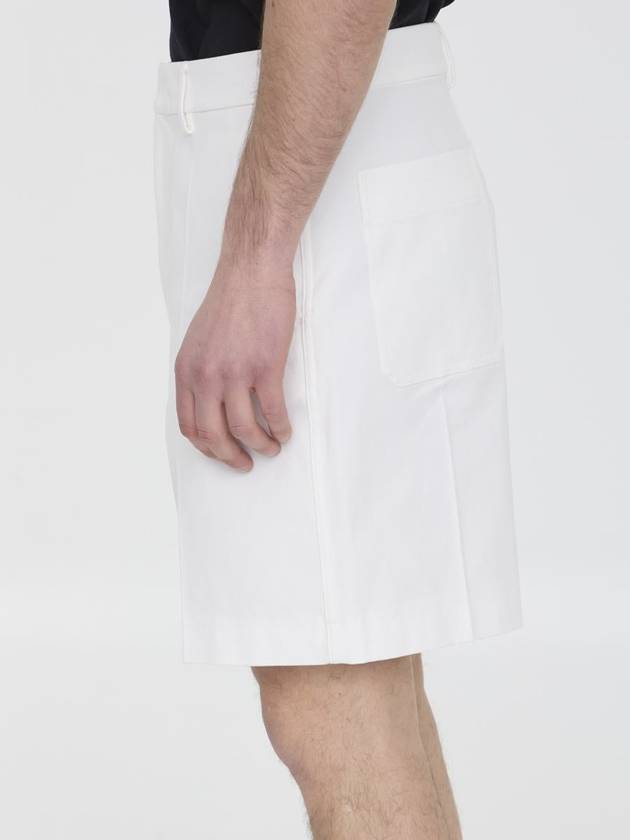 Bermuda Shorts With V Detail - VALENTINO - BALAAN 3