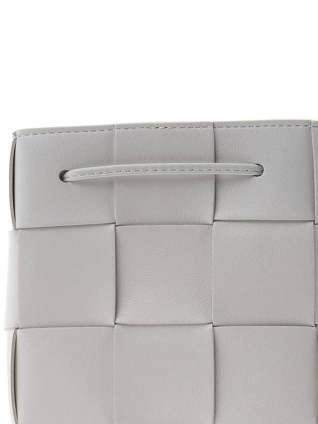 Intrecciato Cassette Small Bucket Bag White - BOTTEGA VENETA - BALAAN 7