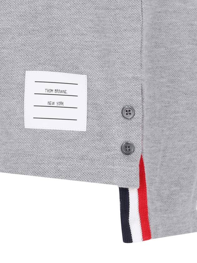 Center Back Stripe Classic Cotton Pique Relaxed Fit Short Sleeve T-Shirt Grey - THOM BROWNE - BALAAN 5