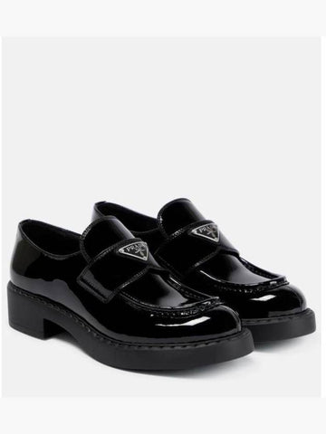 Women s Loafer Logo Patent Leather P00695476 - PRADA - BALAAN 1