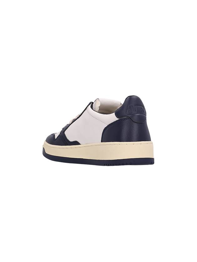 Medalist Navy Tab Low Top Sneakers White Navy - AUTRY - BALAAN 4