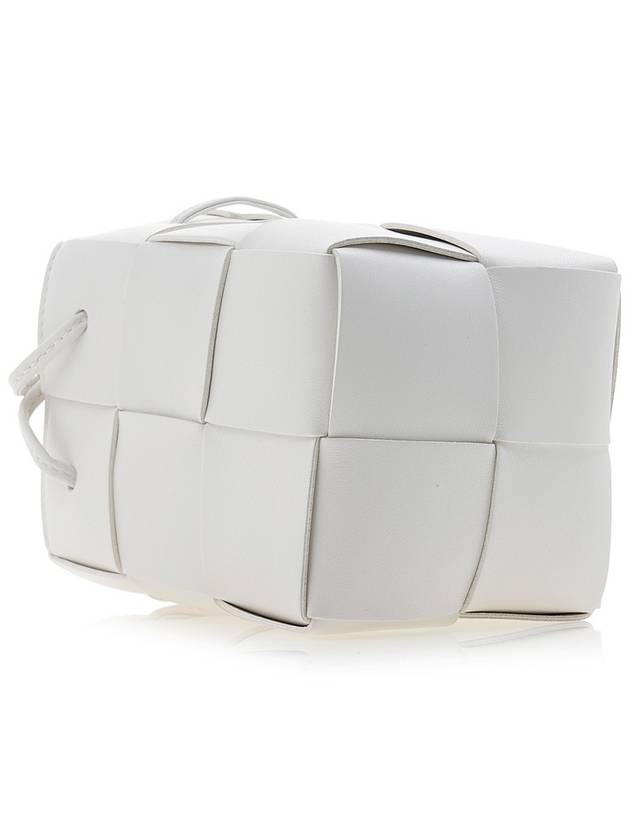 Intrecciato Cassette Small Bucket Bag White - BOTTEGA VENETA - BALAAN 6