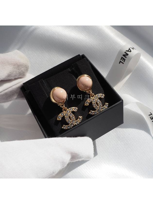 CC Logo Pearl Crystal Drop Earrings Gold - CHANEL - BALAAN 5