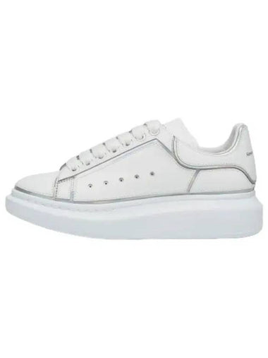 Hologram Detail Oversized Sneakers White - ALEXANDER MCQUEEN - BALAAN 1