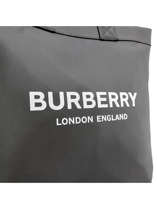 80262331 Logo Print Nylon Tote Bag Strap - BURBERRY - BALAAN 6