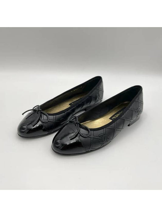 Patent Calfskin Ballerina Shoes Black - CHANEL - BALAAN 2