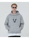 V Logo Wappen Hoodie Grey - VESTITO - BALAAN 1