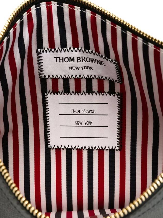 Pebble Grain Three Stripes Zipper Small Clutch Bag Black - THOM BROWNE - BALAAN 6