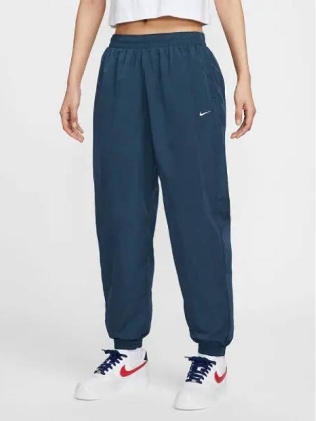 Women s Sportswear Essentials Mid Rise Oversized Woven Jogger 478 - NIKE - BALAAN 1