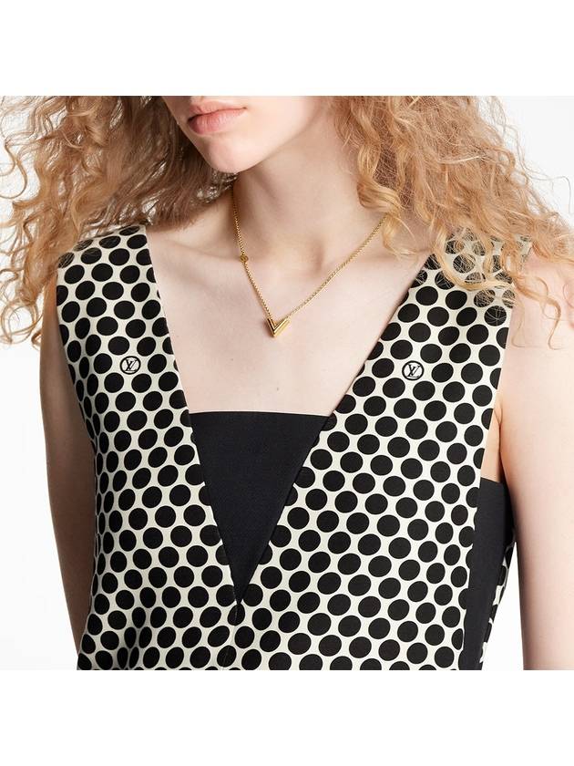 Essential V Necklace Gold - LOUIS VUITTON - BALAAN 7