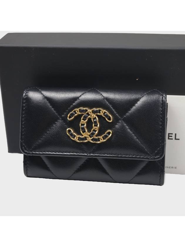 19 Gold Hardware Lambskin Flap Card Wallet Black - CHANEL - BALAAN 3