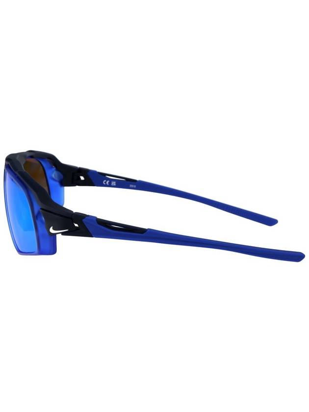 sunglasses FV2391 410 blue - NIKE - BALAAN 4