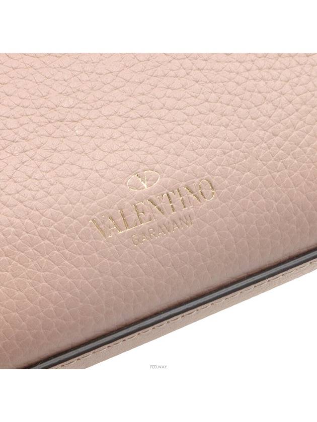 Pink Beige Calfskin Gold Rockstud Clutch Cross Bag QW2B0181VSH - VALENTINO - BALAAN 9