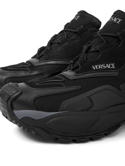 Versace Sneakers Black - VERSACE - BALAAN 2