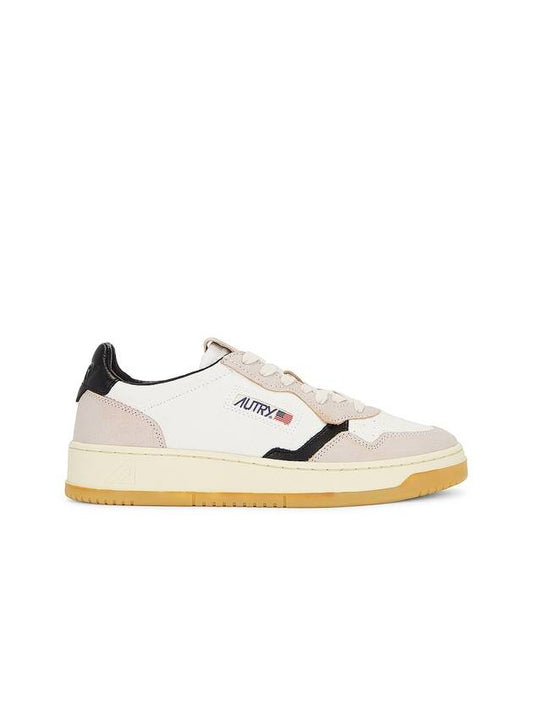 Men's Medalist Leather Low Top Sneakers White - AUTRY - BALAAN 1